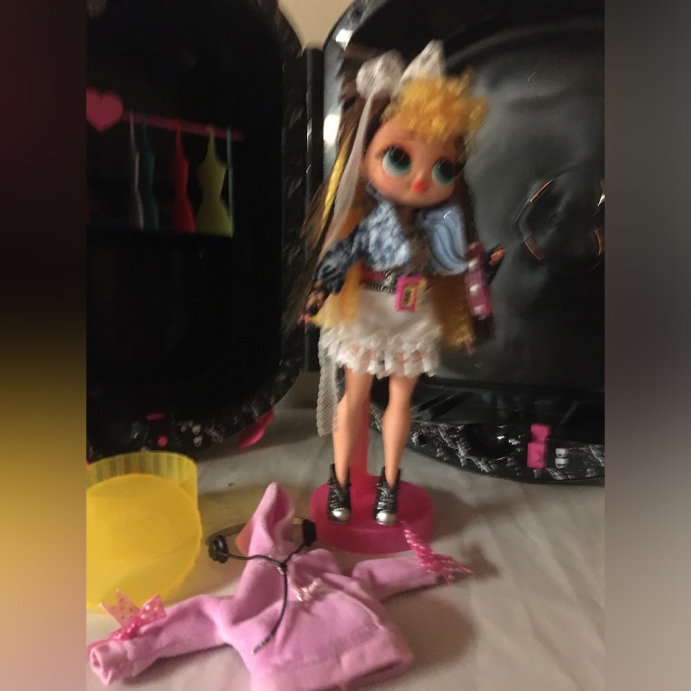 Lol omg remix doll